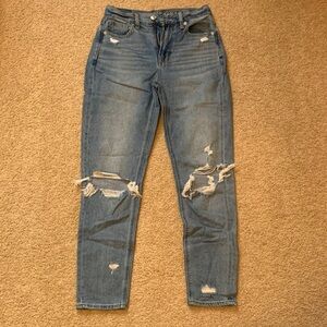American Eagle Mom Jeans